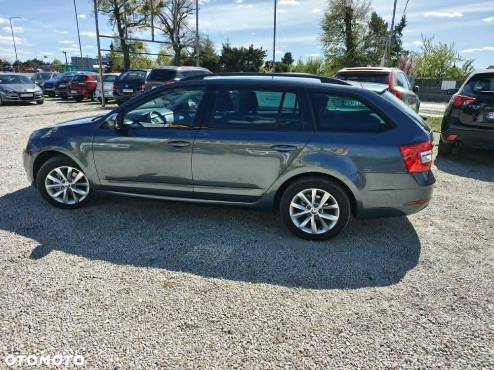 Skoda Octavia 2.0 TDI DSG Style - 8