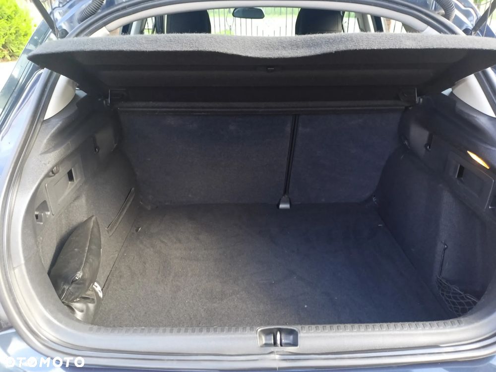 Citroën C4 e-HDi 115 Exclusive - 12