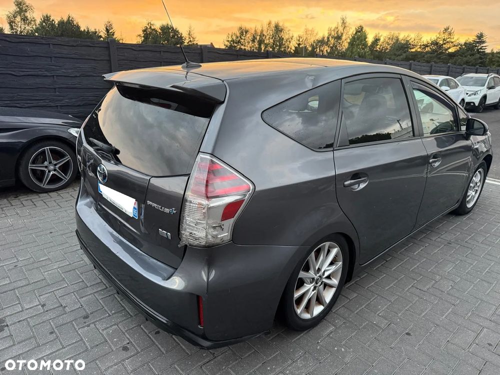 Toyota Prius+ (Hybrid) - 34