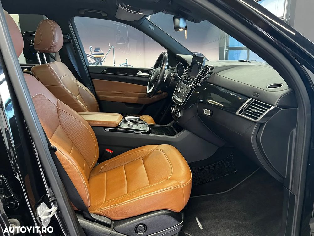 Mercedes-Benz GLS - 7