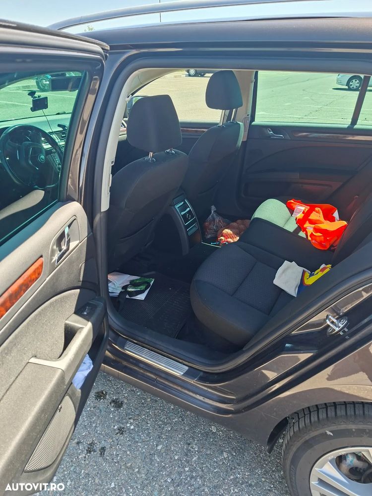 Skoda Superb 2.0 TDI DSG Comfort - 3