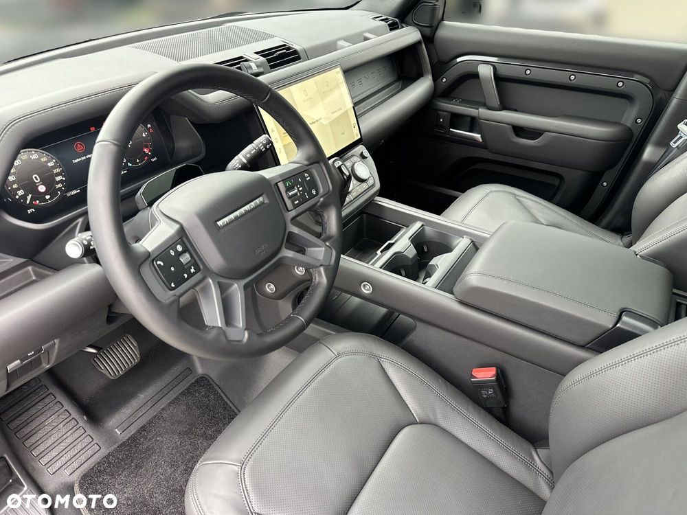 Land Rover Defender - 15