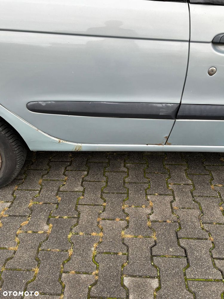 Renault Scenic - 20