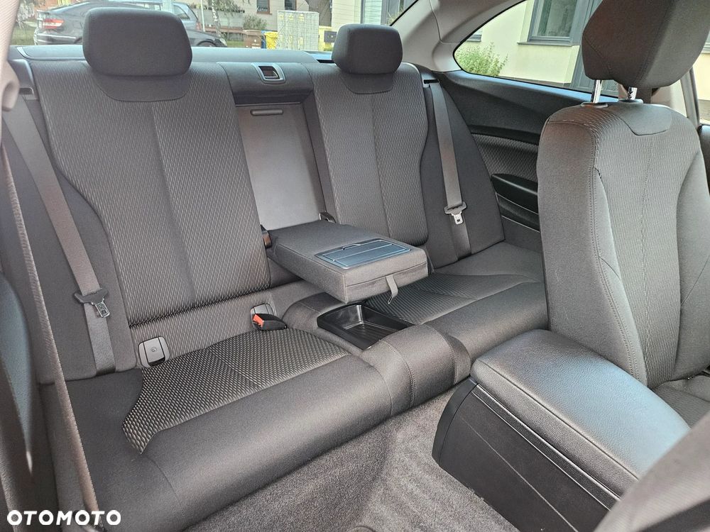 BMW Seria 2 218i Advantage - 12