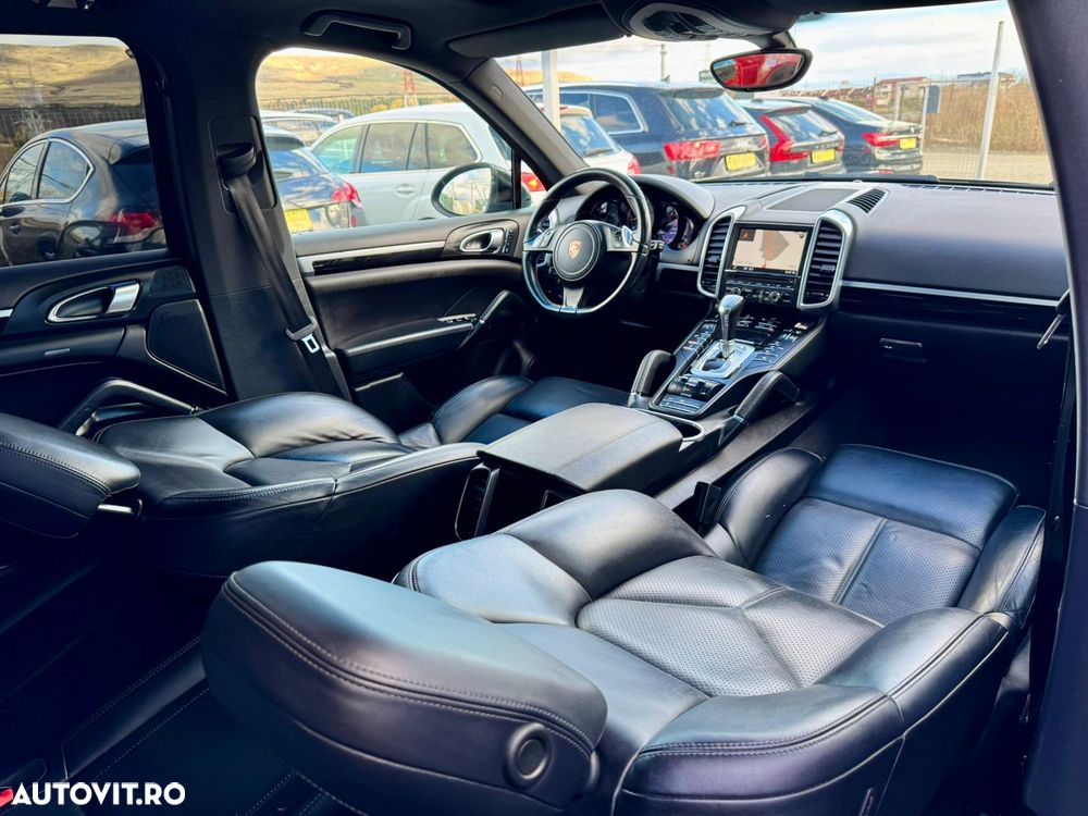 Porsche Cayenne Diesel Tiptronic S - 23
