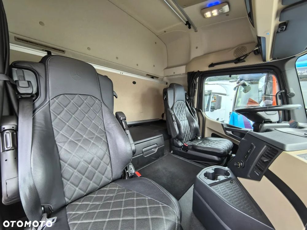 Mercedes-Benz // Actros 1842 LS // SKÓRA // Wentylowany fotel + Masaż // Klima postojowa // - 32
