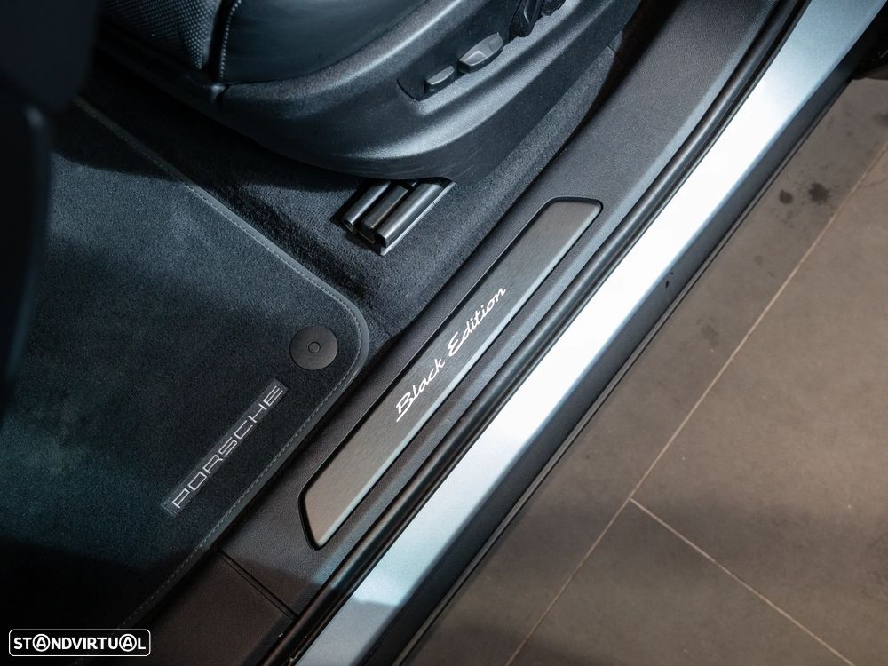 Porsche Cayenne Coupé E-Hybrid Black Edition - 44