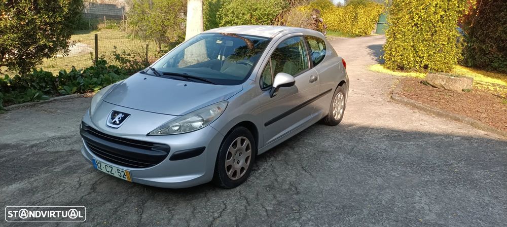 Peugeot 207 - 16