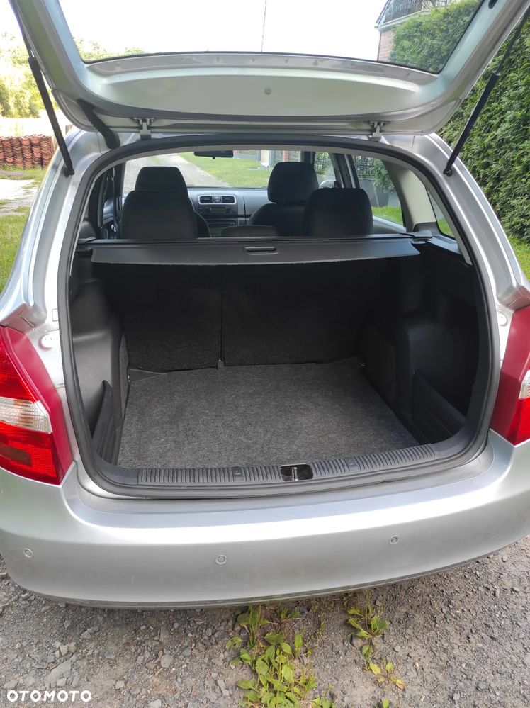 Skoda Fabia 1.4 16V Ambiente - 17