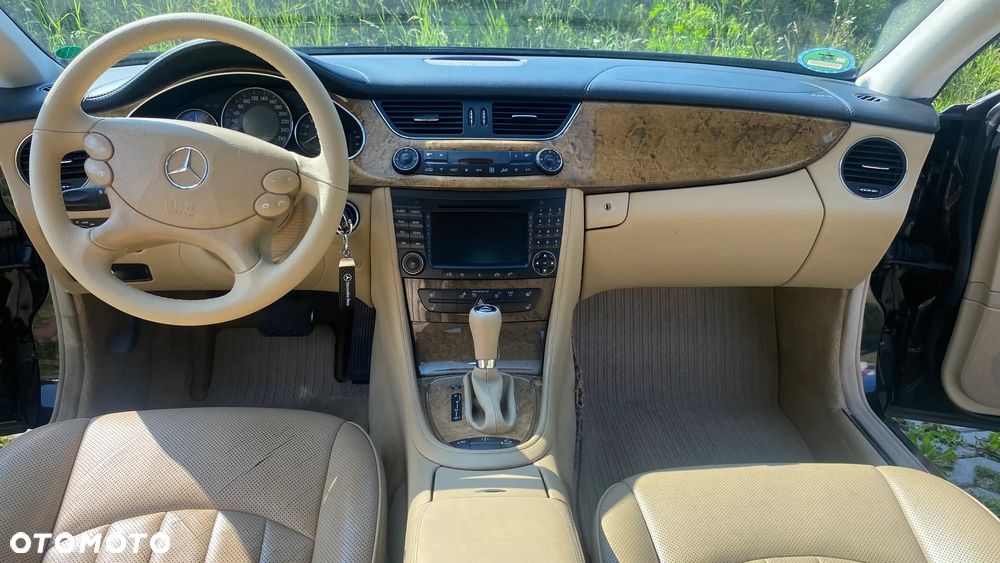 Mercedes-Benz CLS 350 CGI - 39