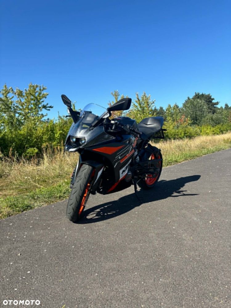 KTM RC 125 - 1