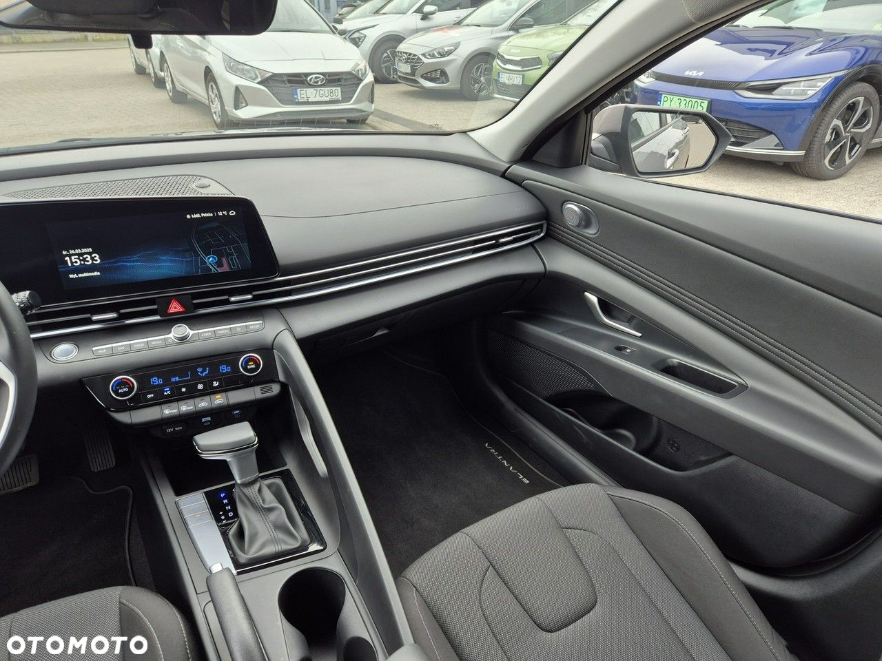Hyundai Elantra - 18