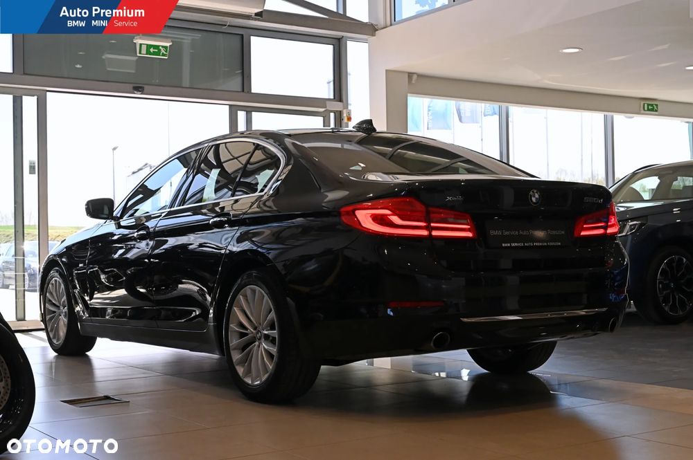 BMW Seria 5 520d xDrive - 20