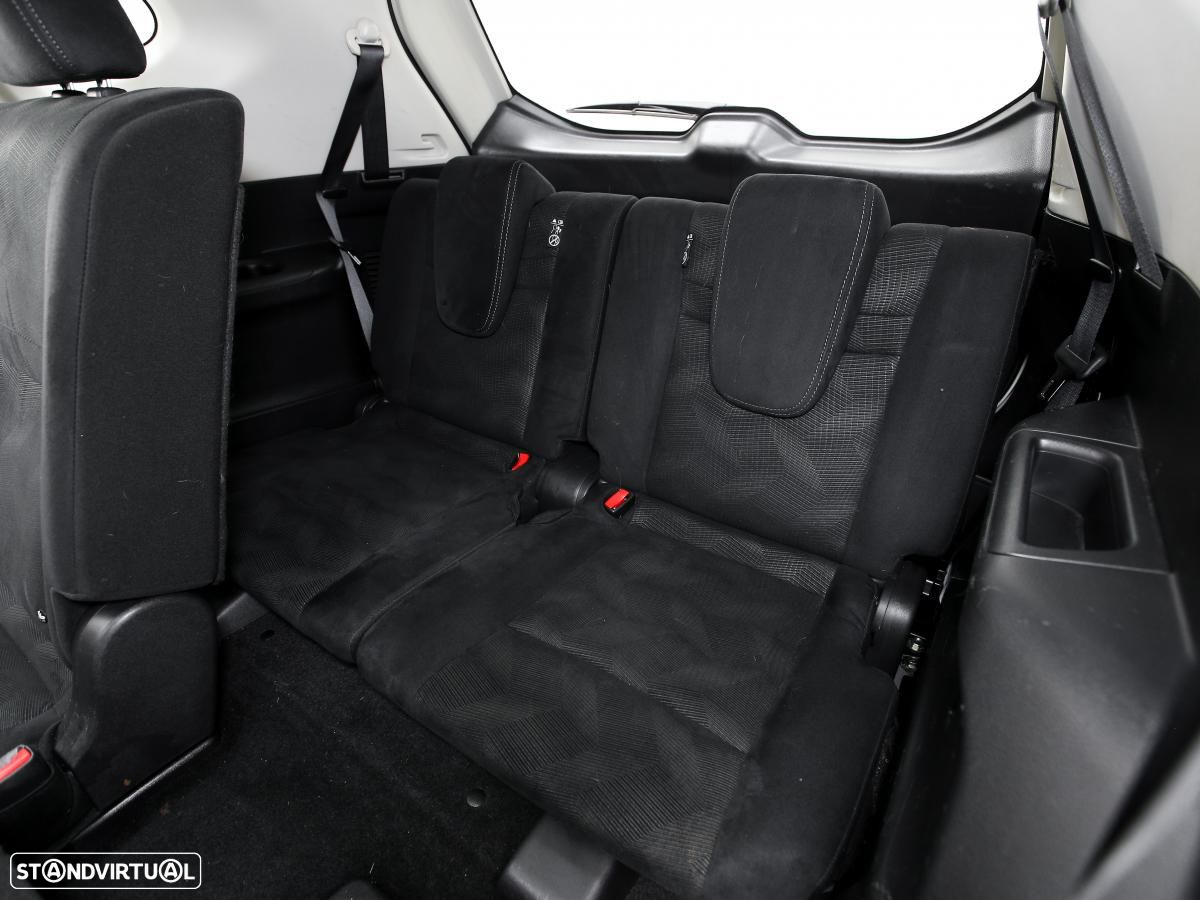 Nissan X-Trail - 16