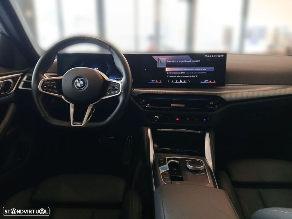 BMW i4 eDrive35 Pack Desportivo M - 12