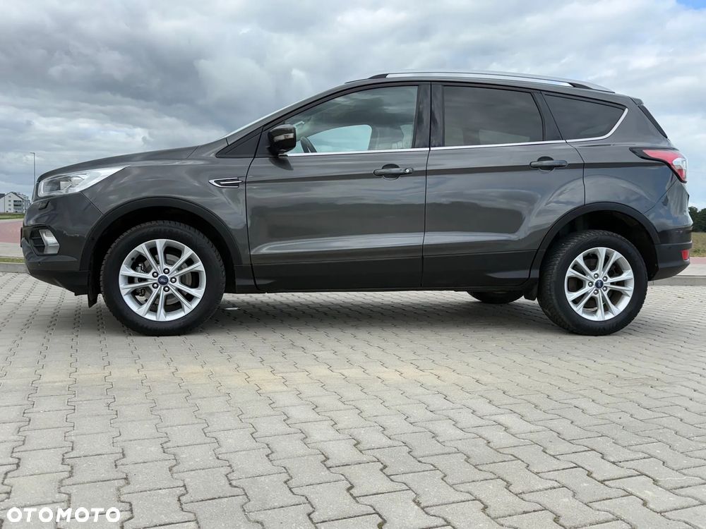 Ford Kuga 1.5 EcoBoost 2x4 Titanium - 12