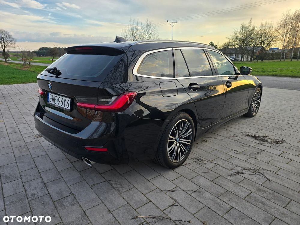 BMW Seria 3 320d Sport Line Shadow sport - 4