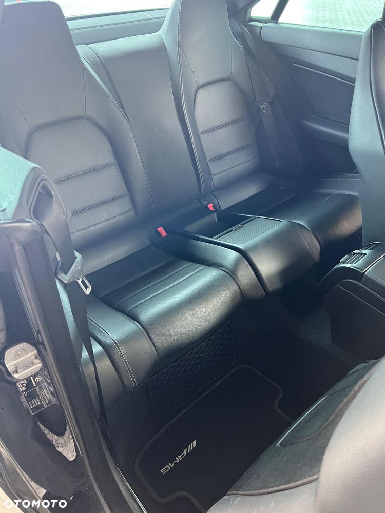 Mercedes-Benz Klasa E 250 CDI BlueEff - 14