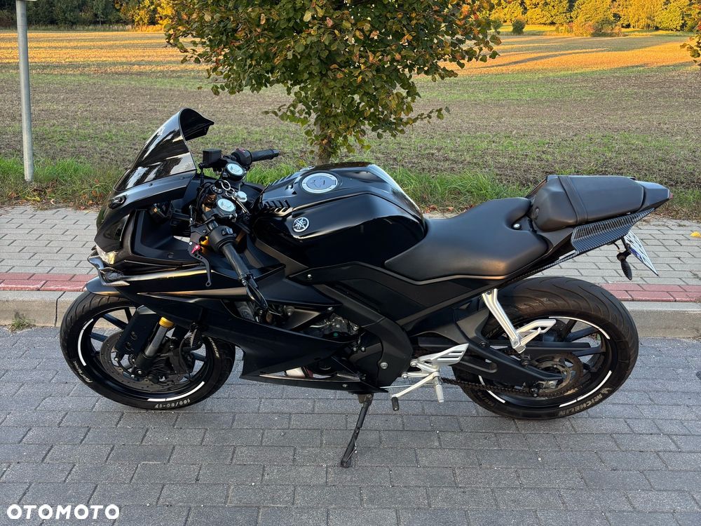 Yamaha YZF - 3