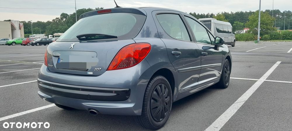 Peugeot 207 - 6