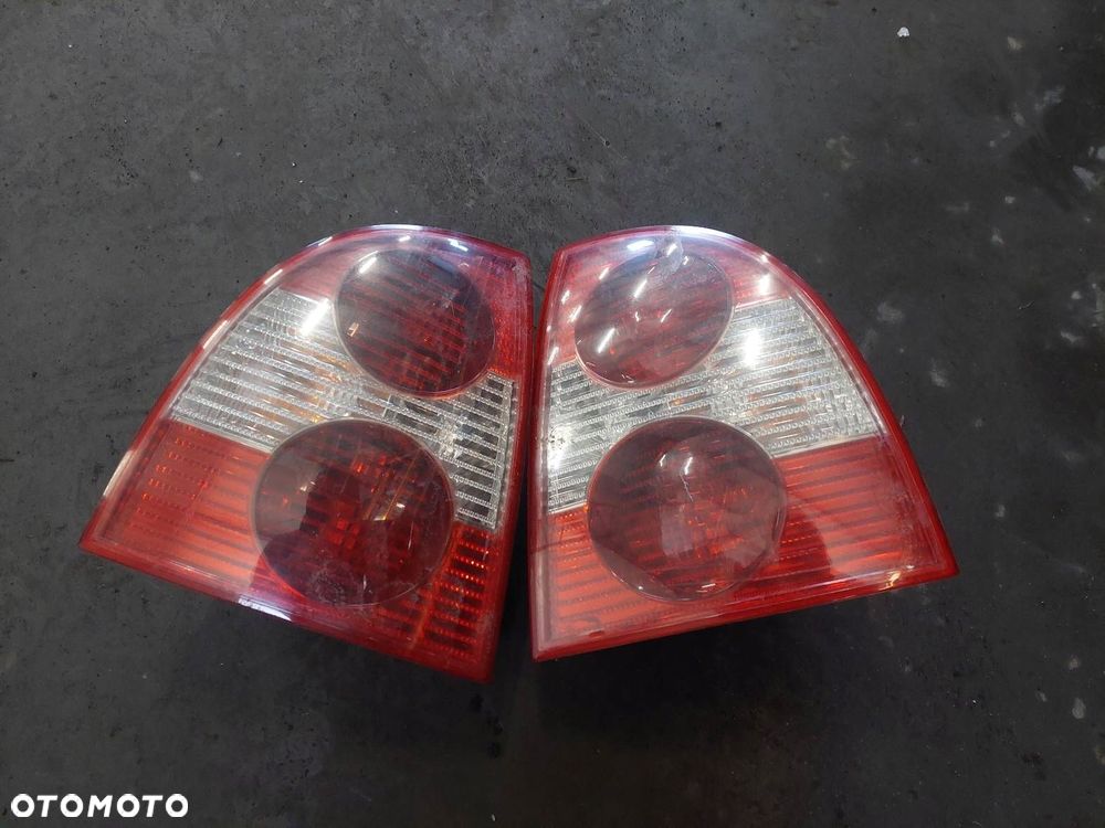 ZDERZAK TYŁ + LAMPA LEWY TYŁ + PRAWY TYŁ PASSAT B5 FL LIFT SEDAN L041 - 2