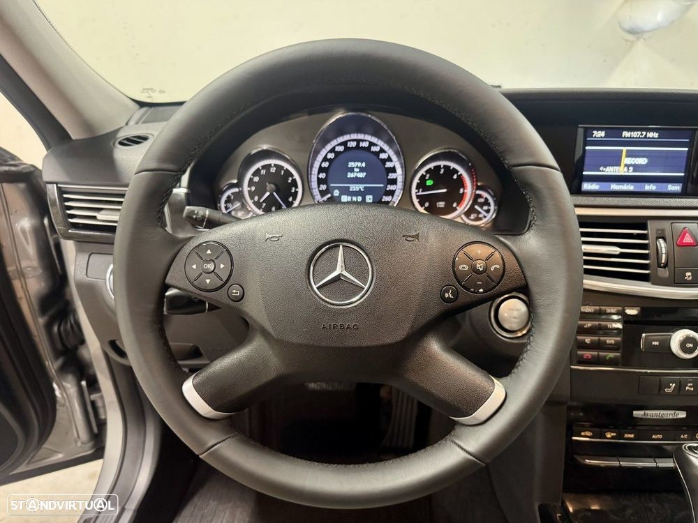 Mercedes-Benz E 250 BlueTEC Avantgarde Auto - 14