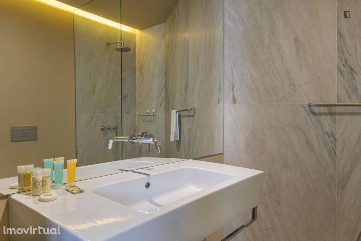 Estúdio - localizado em Cais do Sodré Lisbon - Grande imagem: 3/19