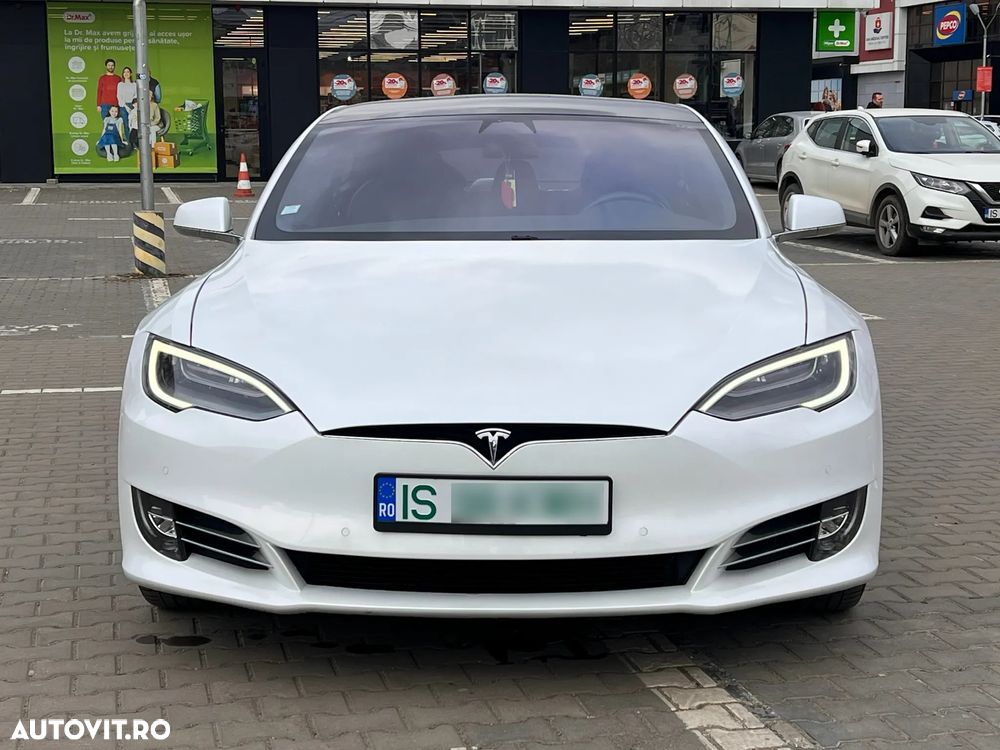 Tesla Model S Long Range - 3
