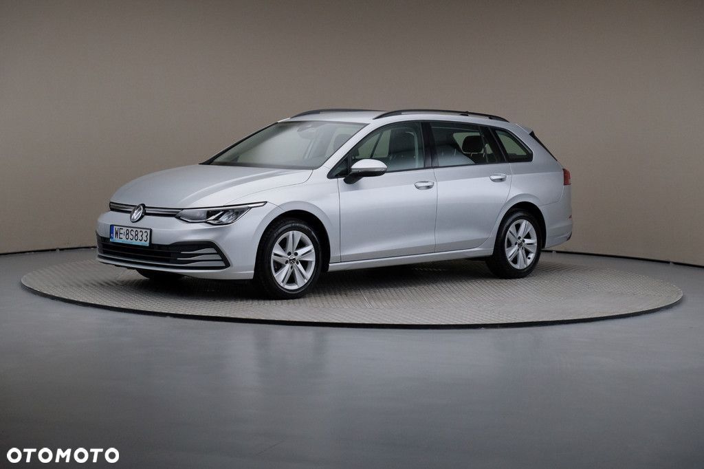 Volkswagen Golf - 1