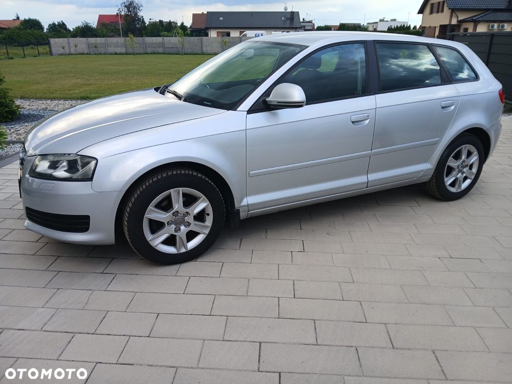 Audi A3 Sportback - 4