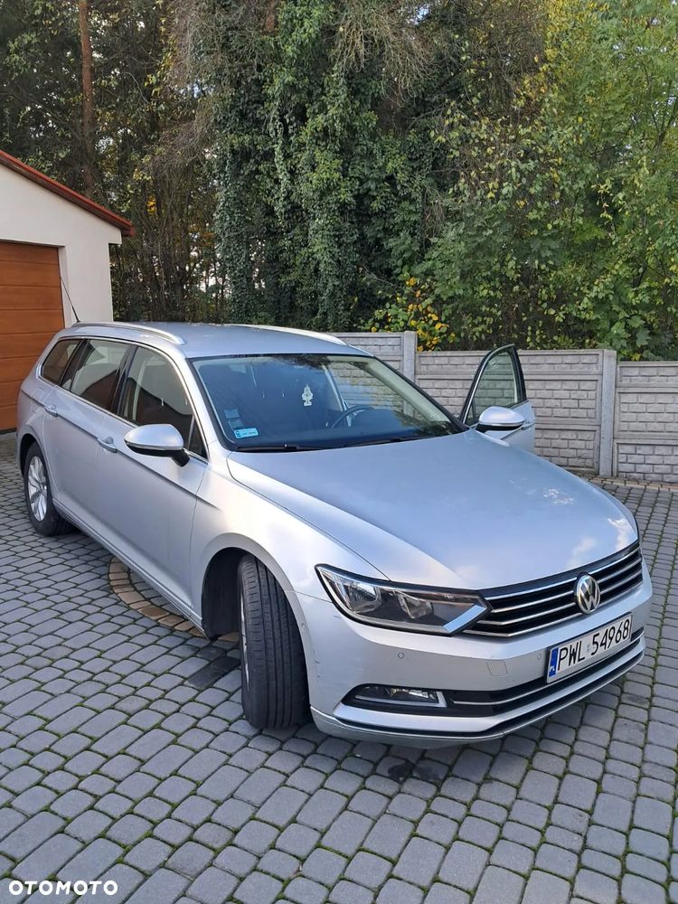 Volkswagen Passat - 2