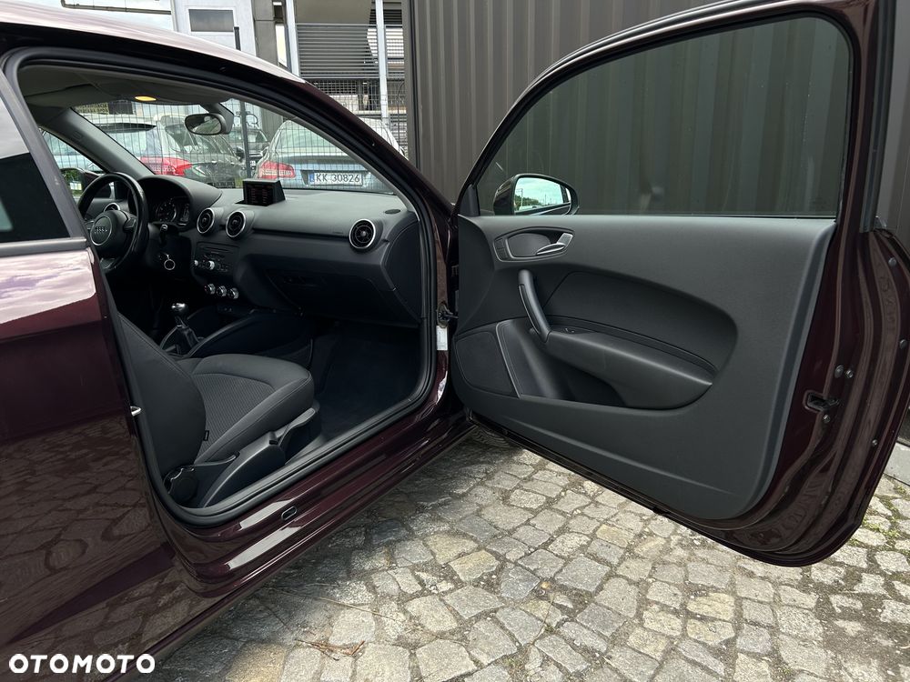 Audi A1 3-drzwiowe 1.2 TFSI Attraction - 19