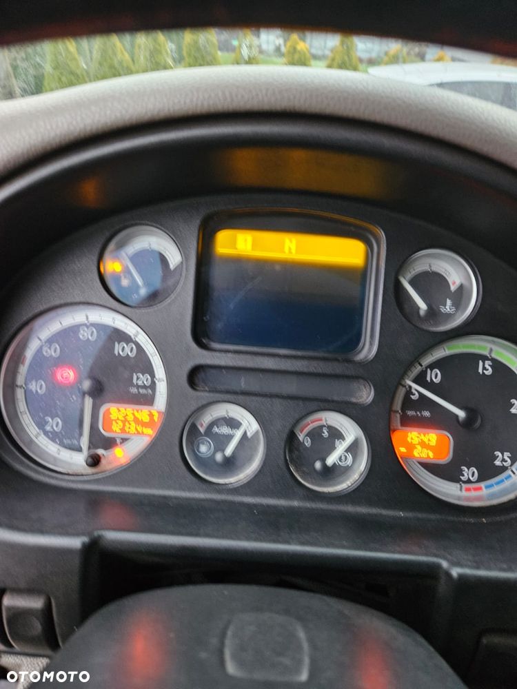 DAF CF 75 - 8