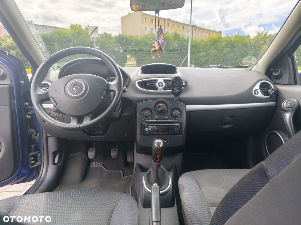 Renault Clio - 5