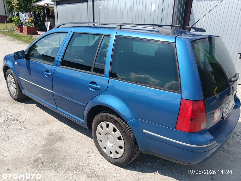 Volkswagen Golf - 5