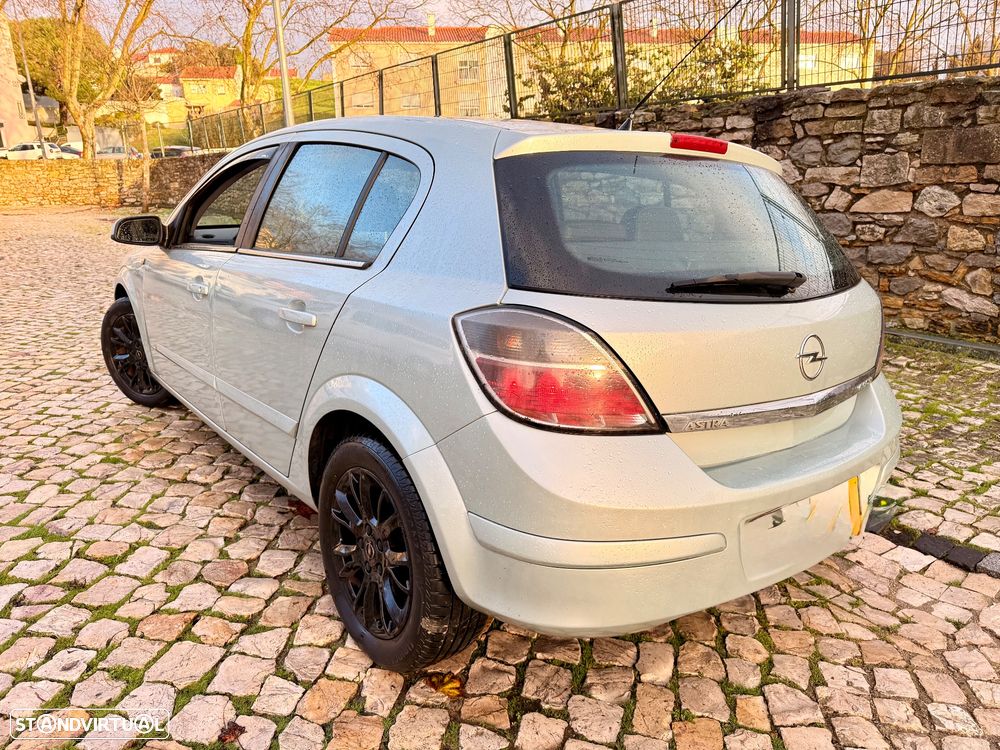 Opel Astra 1.7 CDTI Cosmo ecoFLEX - 2