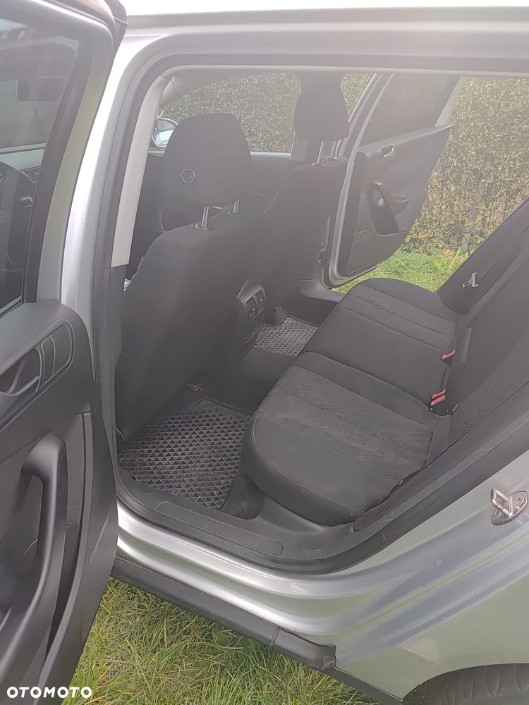 Volkswagen Passat - 7