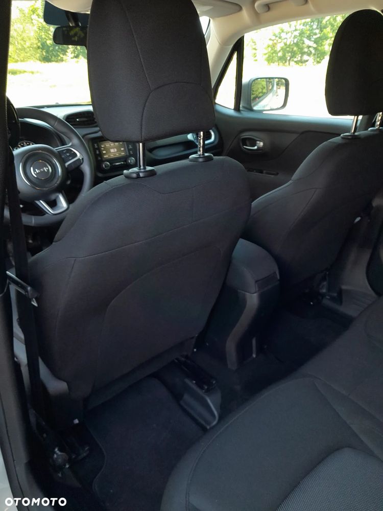 Jeep Renegade - 18