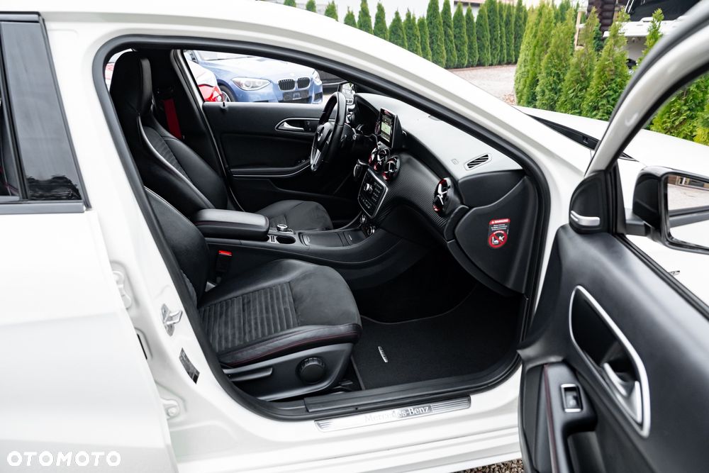 Mercedes-Benz Klasa A 250 (BlueEFFICIENCY) 7G-DCT AMG Sport - 23