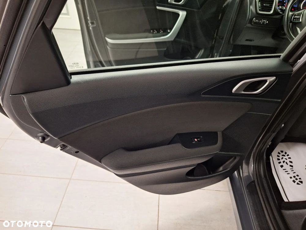 Kia Ceed 1.4 CVVT Dream Team Edition - 22