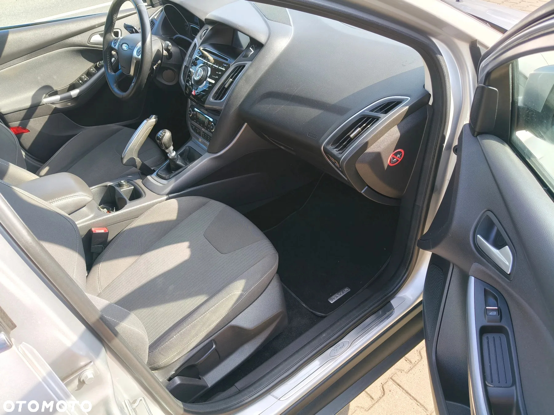 Ford Focus 1.6 EcoBoost Titanium - 8