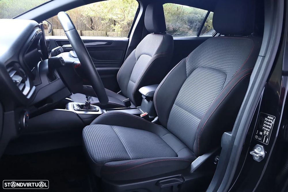 Ford Focus SW 1.0 EcoBoost MHEV ST-Line X - 45