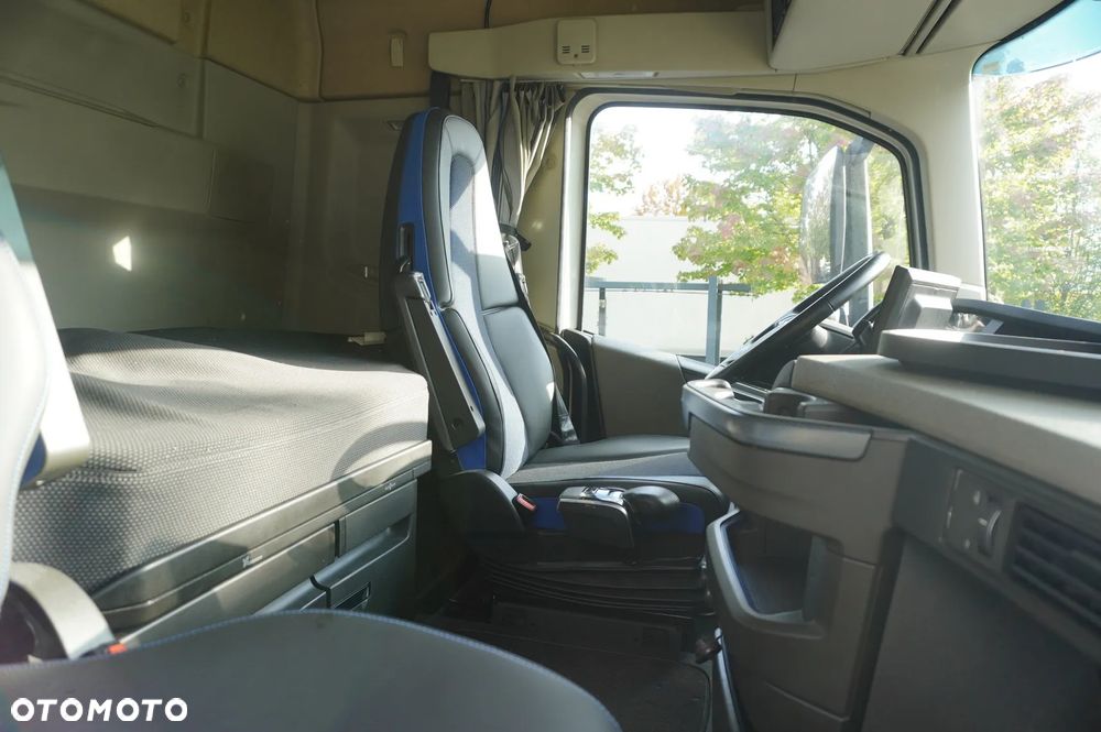 Volvo FH 420 6x2 / BDF / 2022 - 24