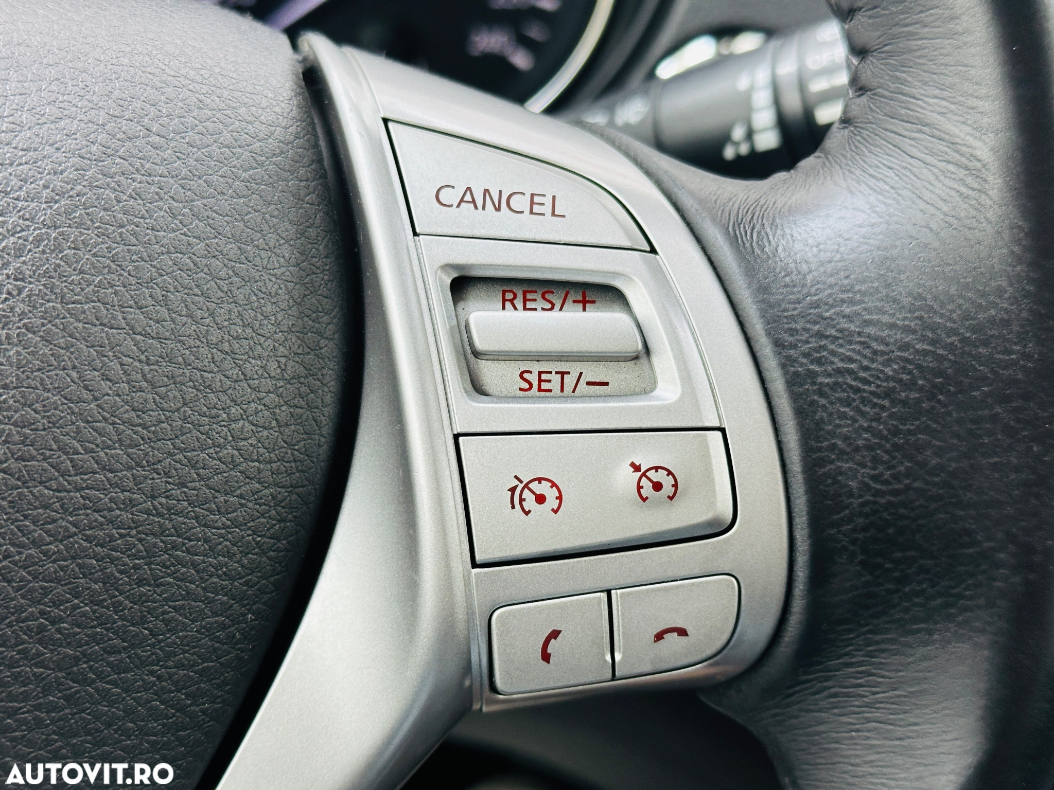 Nissan X-Trail - 38