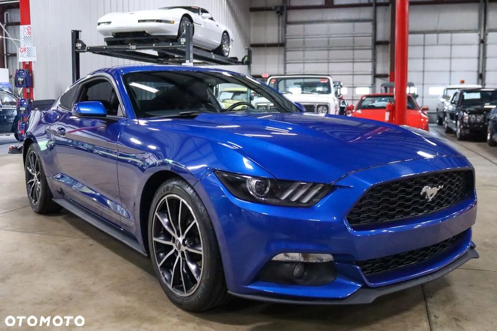 Ford Mustang 2.3 Eco Boost - 1