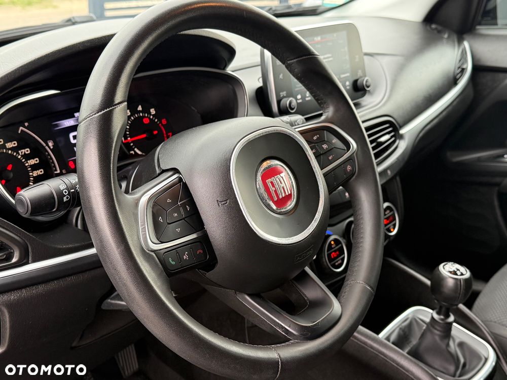 Fiat Tipo 1.4 T-Jet 16v Lounge EU6 - 11