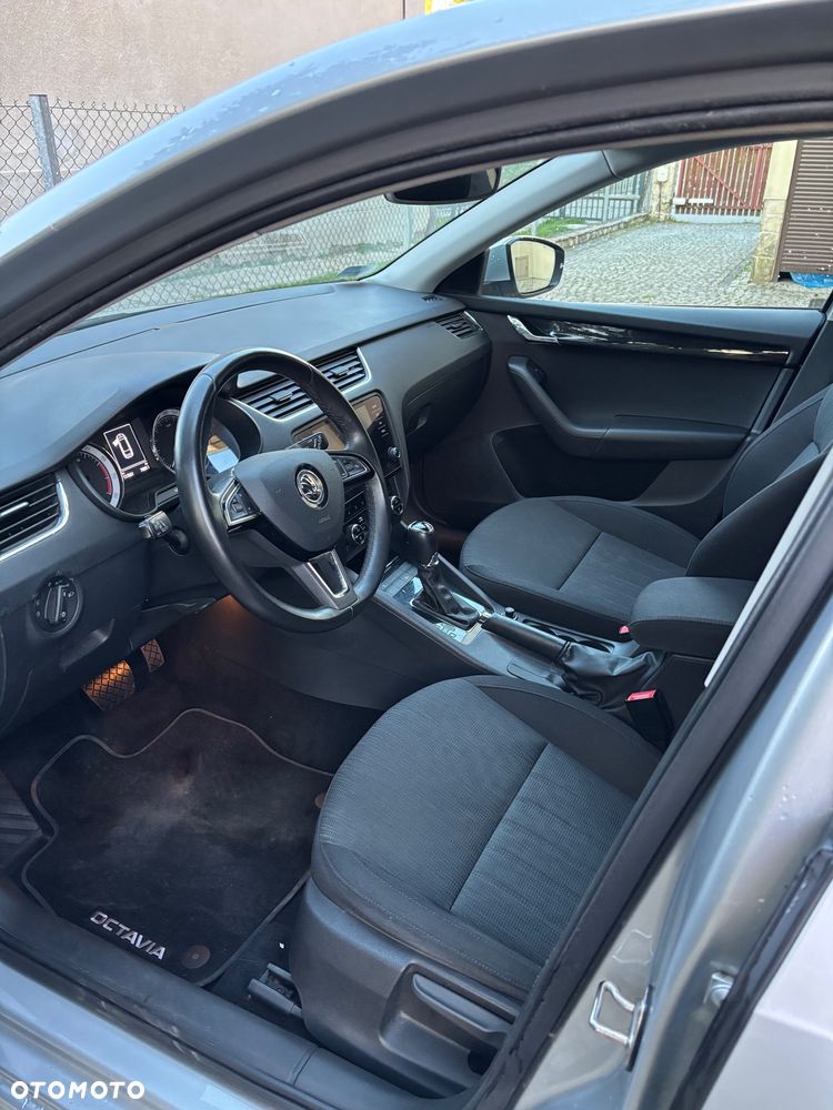 Skoda Octavia 1.5 TSI GPF ACT Style DSG - 9