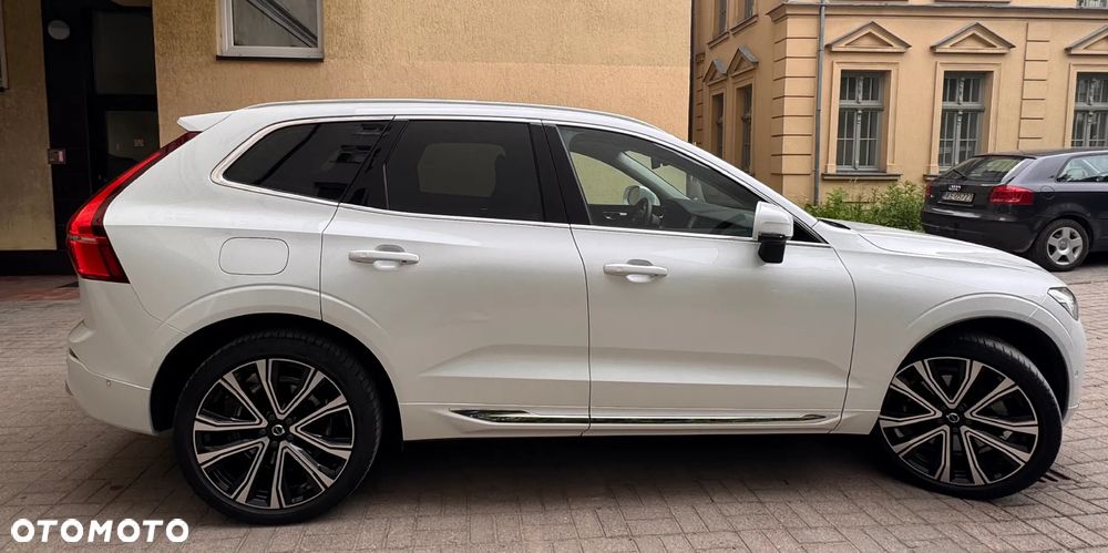 Volvo XC 60 B5 B AWD Plus Bright - 8