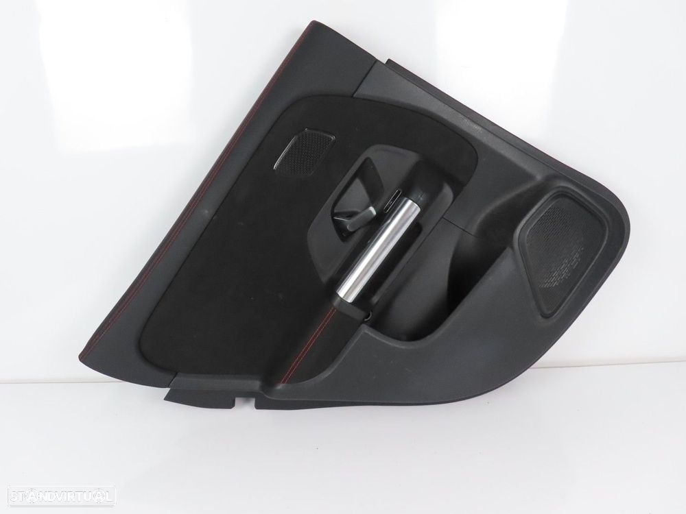 Forra da Porta em Alcântara Esquerdo/Trás Seminovo/ Original MERCEDES-BENZ GLA-C... - 1