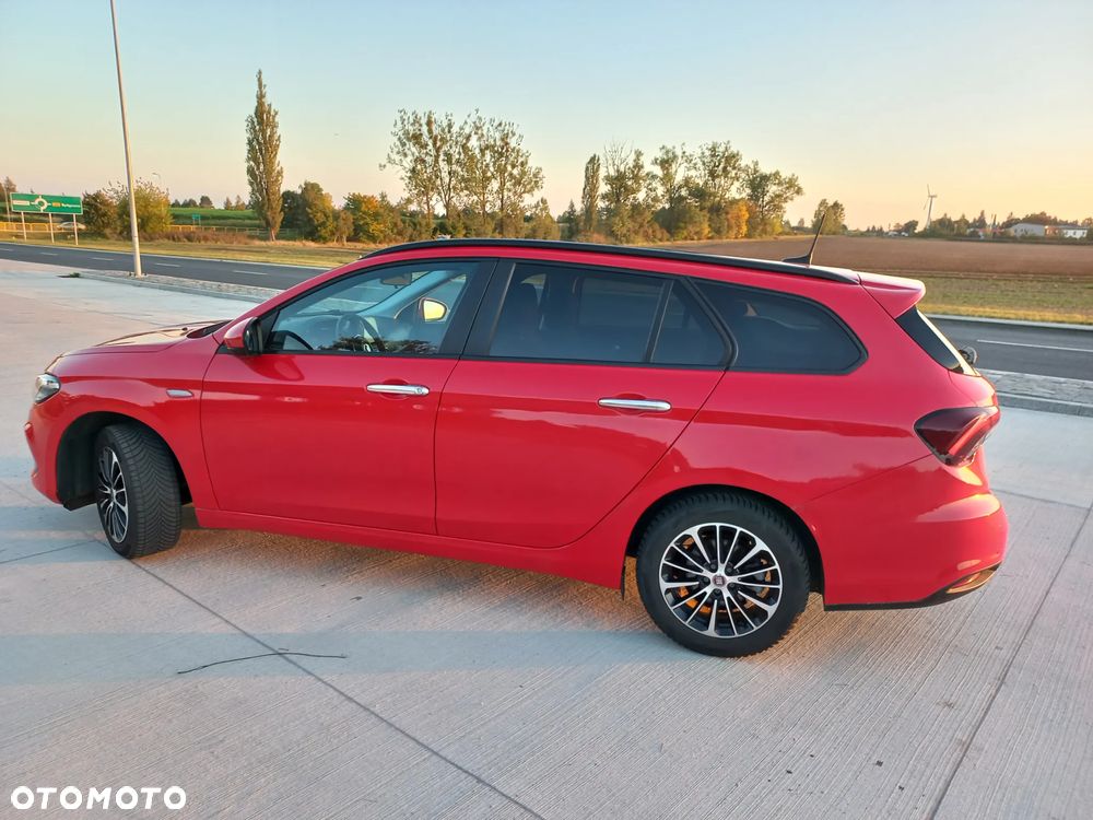 Fiat Tipo 1.6 MultiJet - 19